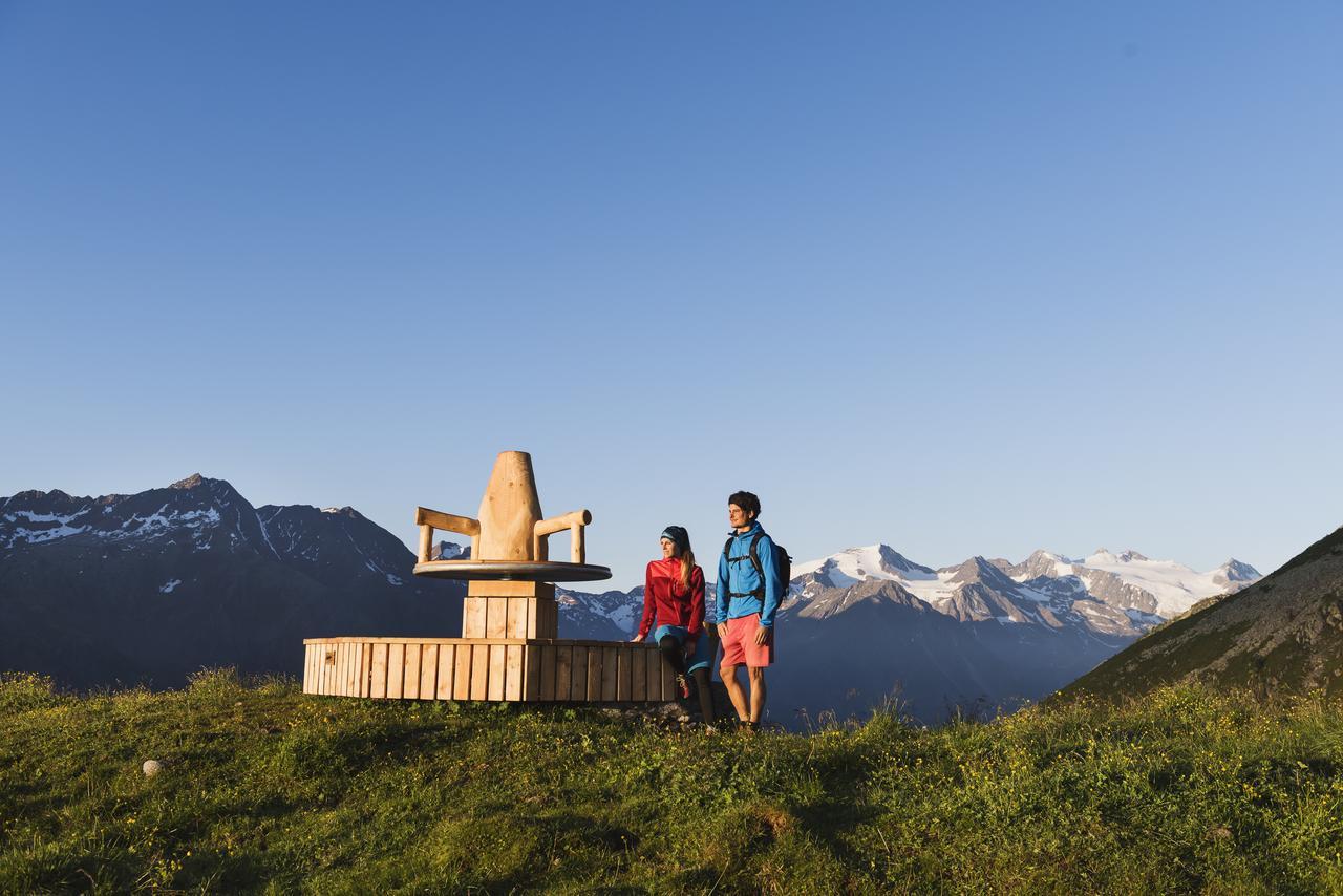 Апартаменти Haus Alpenchalet Нойштіфт-ім-Штубайталь Екстер'єр фото