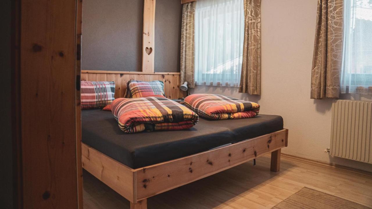 Haus Alpenchalet Нойштіфт-ім-Штубайталь Екстер'єр фото